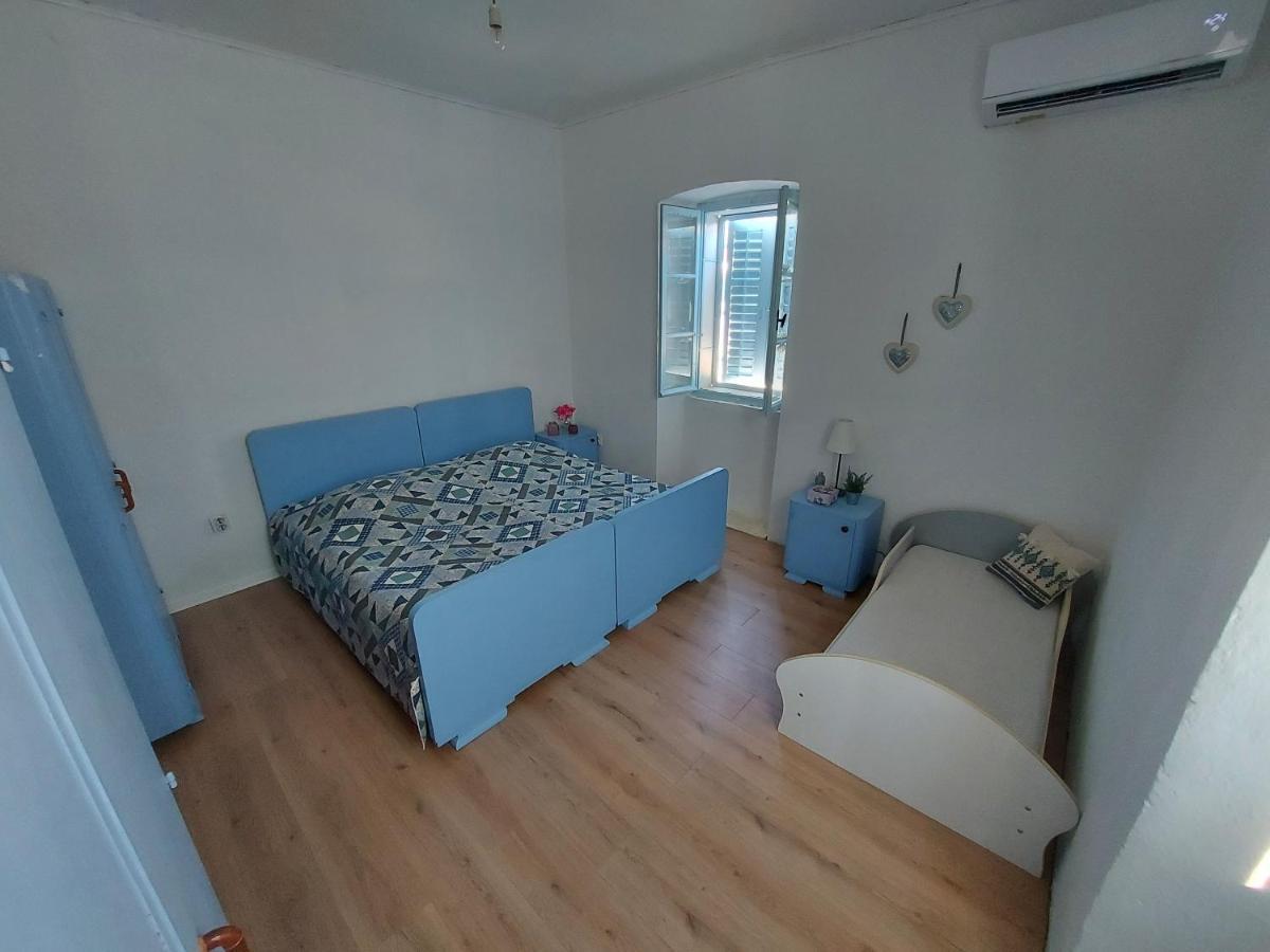 Holiday Home Pepe Banj Екстер'єр фото